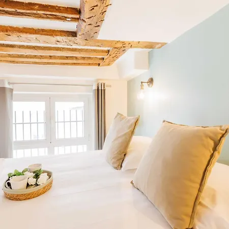 Daire Quiet 1br-4p - Quartier Du Mail Paris