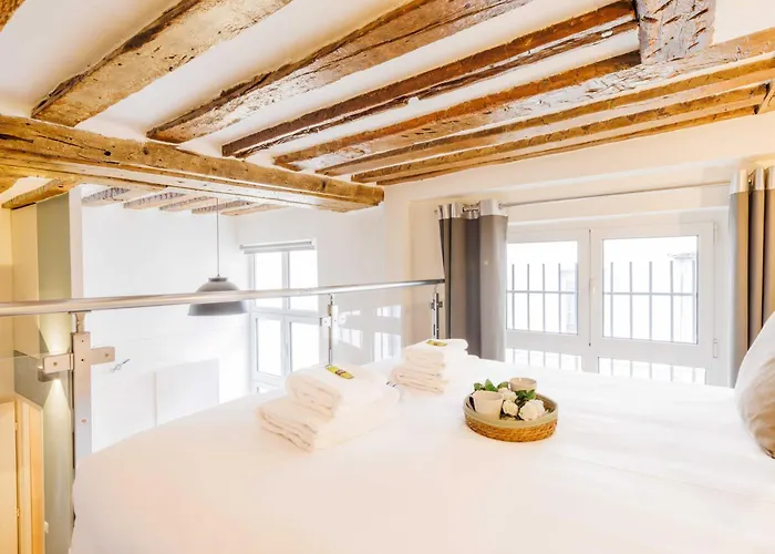 아파트 Quiet 1br-4p - Quartier Du Mail *